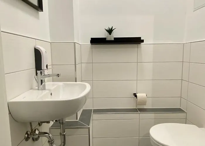 Discovaixr - Super Zentral Mit Parkplatz, Kueche, Netflix Und Mehr * Eisenach